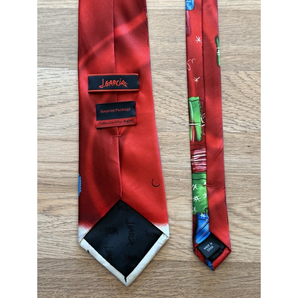 Jerry Garcia Santa Surprise Package Christmas Neck Tie - Collection 58 -‎ Silk - Picture 8 of 10